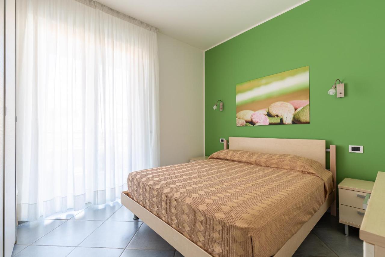 Terraces D'Orlando - Family Apartments With Sea View And Pool Capo d'Orlando Exterior photo