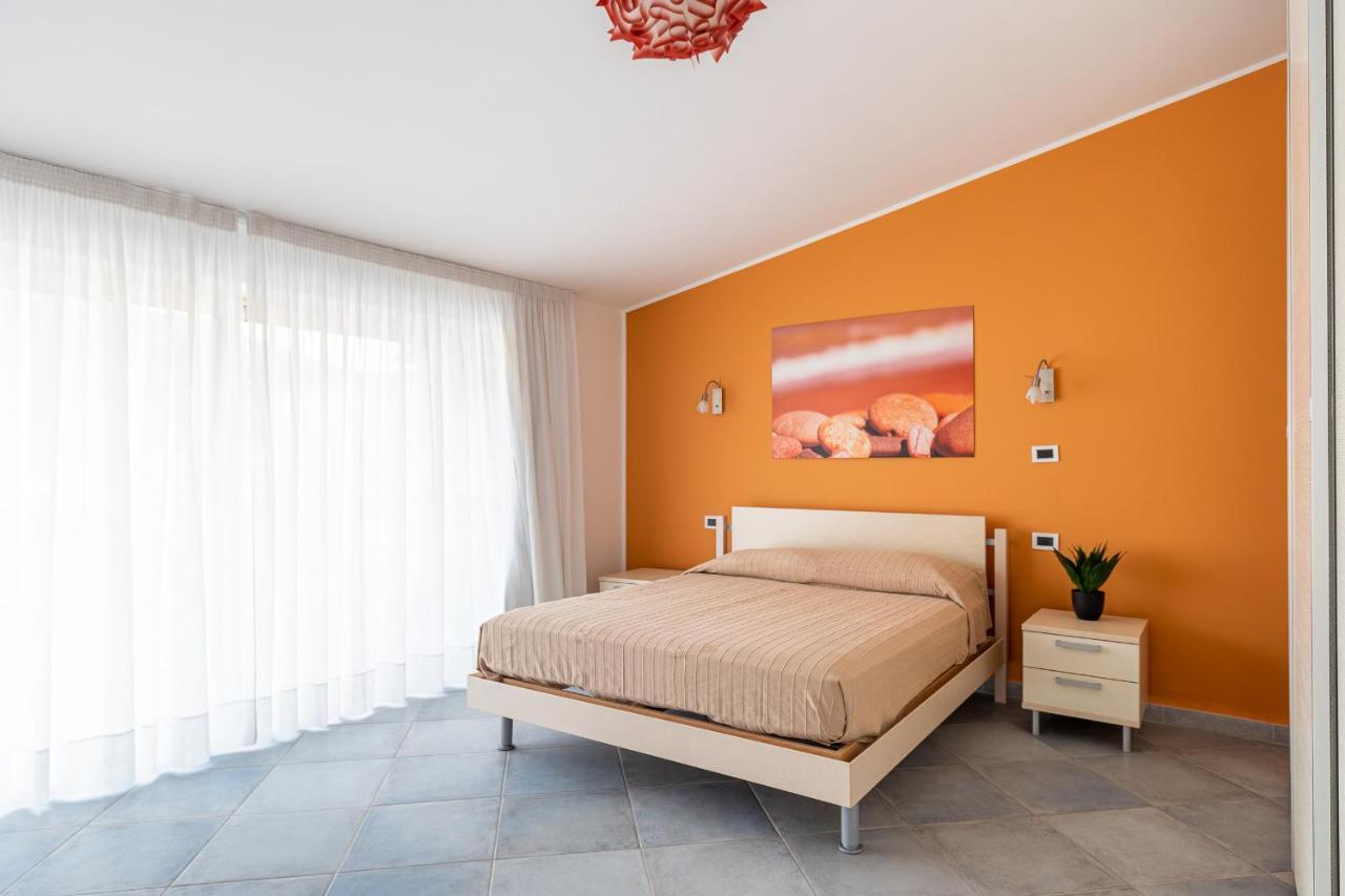 Terraces D'Orlando - Family Apartments With Sea View And Pool Capo d'Orlando Exterior photo