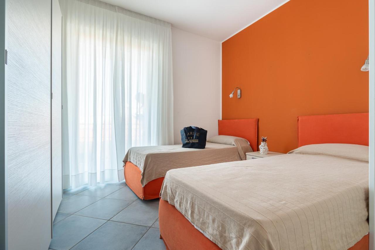 Terraces D'Orlando - Family Apartments With Sea View And Pool Capo d'Orlando Exterior photo