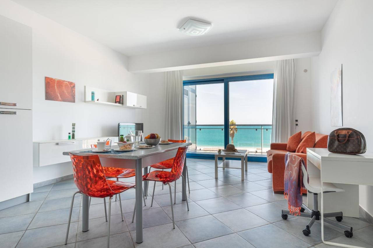 Terraces D'Orlando - Family Apartments With Sea View And Pool Capo d'Orlando Exterior photo