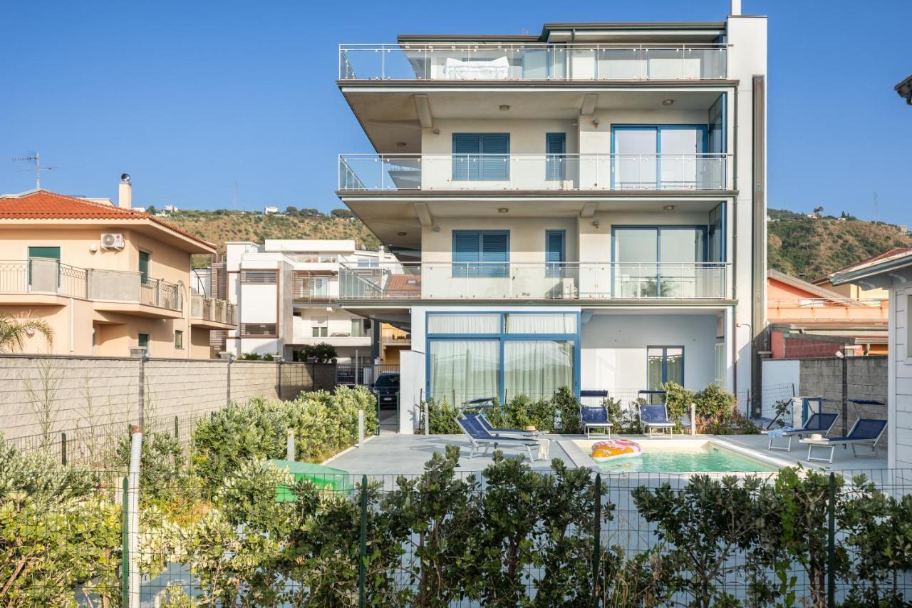 Terraces D'Orlando - Family Apartments With Sea View And Pool Capo d'Orlando Exterior photo