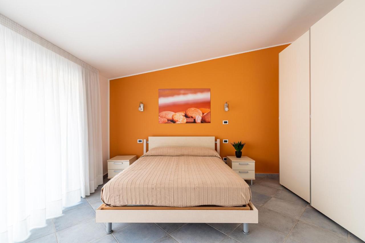 Terraces D'Orlando - Family Apartments With Sea View And Pool Capo d'Orlando Exterior photo