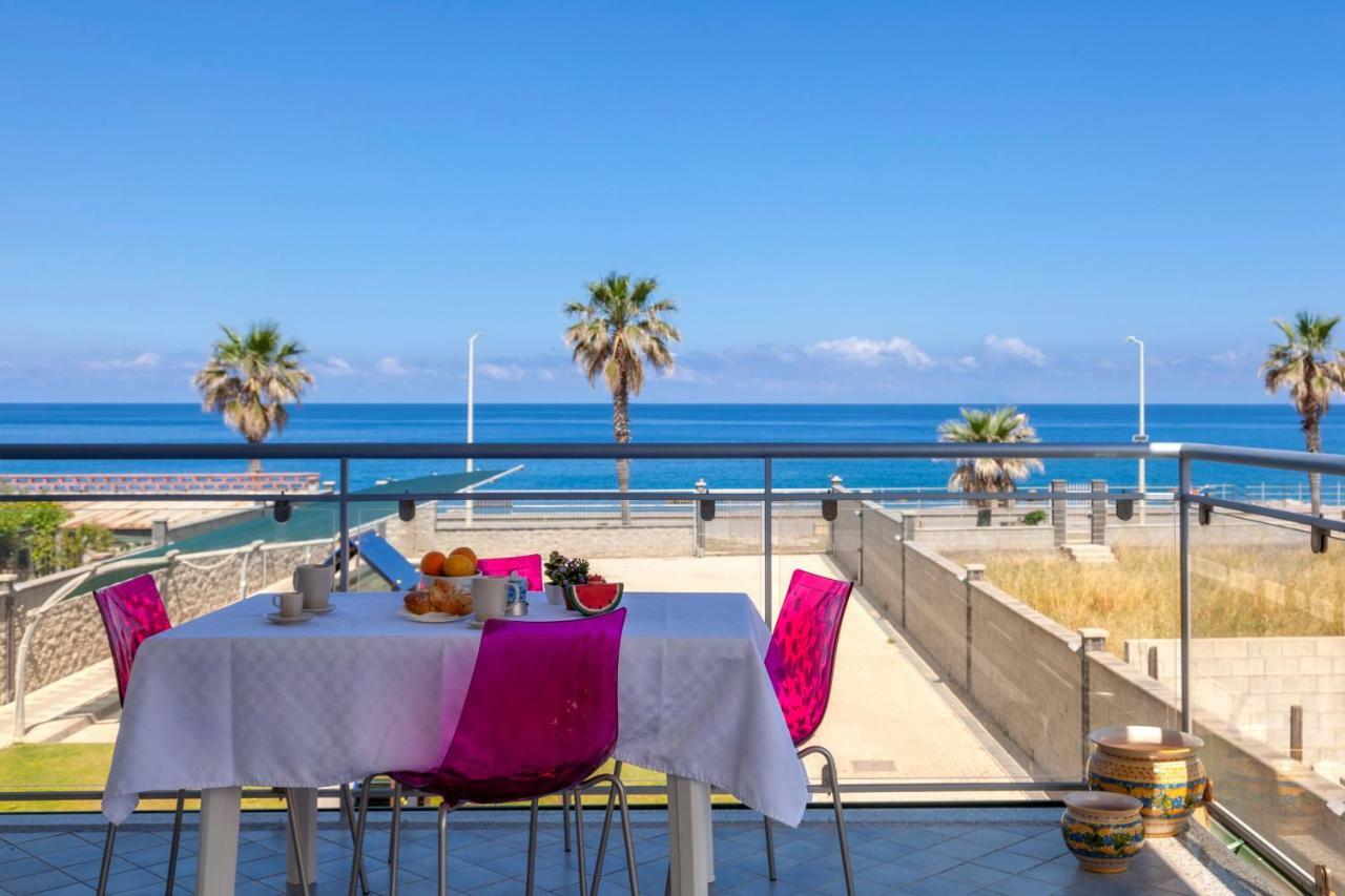 Terraces D'Orlando - Family Apartments With Sea View And Pool Capo d'Orlando Exterior photo